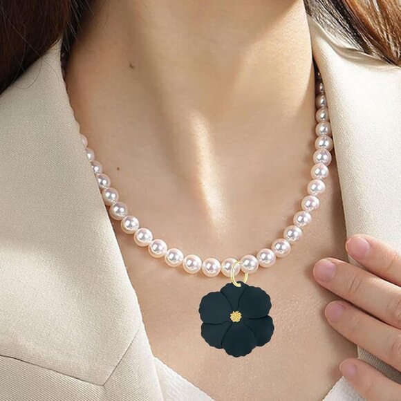 Adjustable Pearl Flower Necklace & Chic Floral Studs - Perfect for Any Occasion - Picture 2 of 7